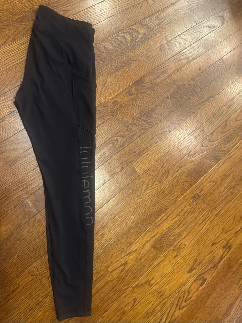 lululemon women’s size 8 Black Logo Leggings- warm winter version!